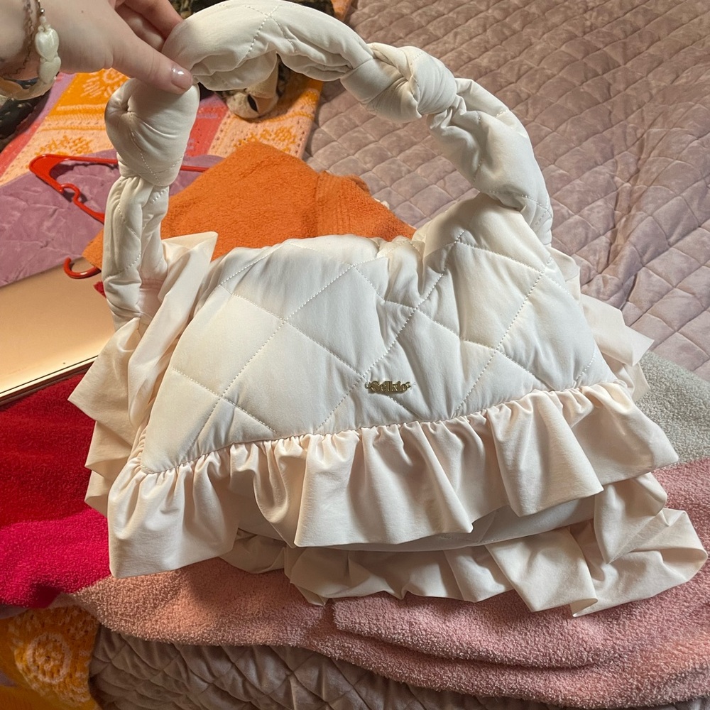 Light Pink Selkie Quilted Bag